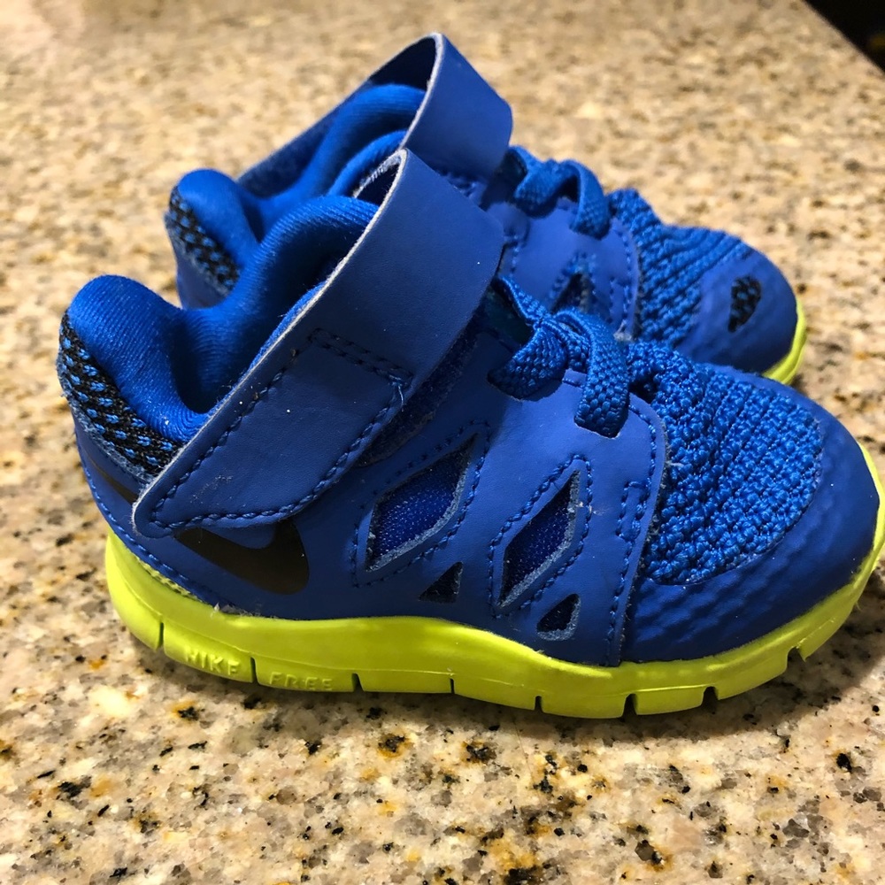 Baby Nike Free Sneakers - Boy - size 3C